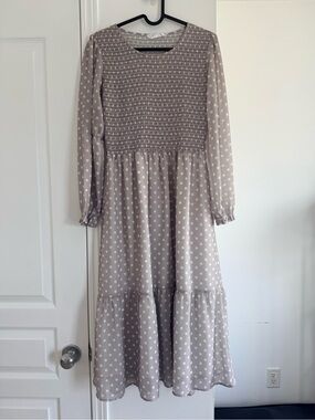 Mad About Style Jilly Box Dress Size Small Grey Polka Dot